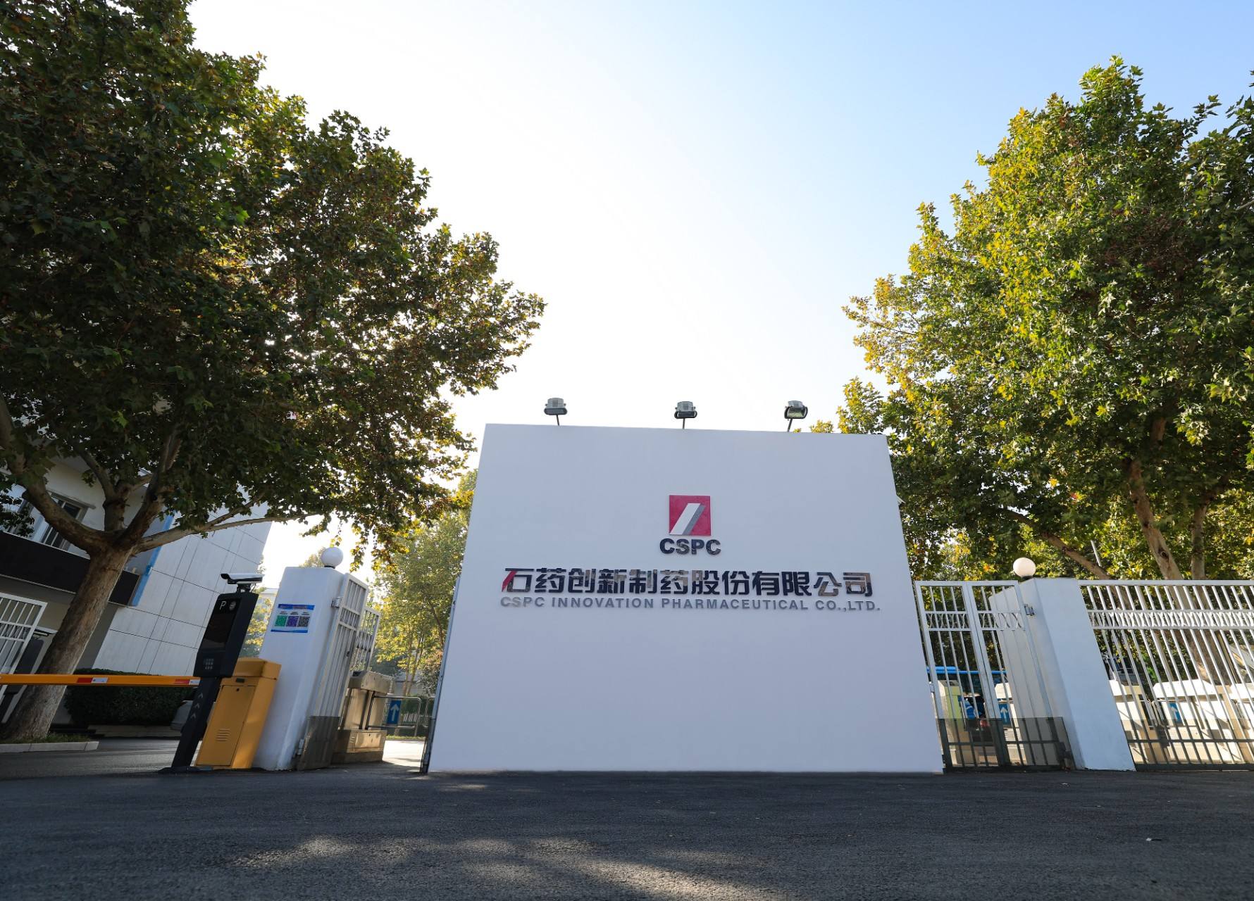 17129107190180063081780_1280